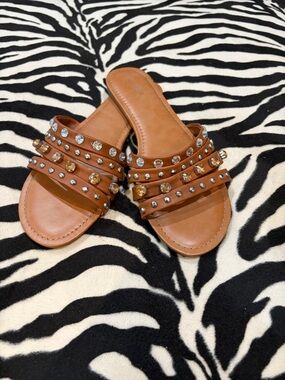 Abound for Nordstrom Studded Tan Slide Sandals with Gem Accents Size 9.5